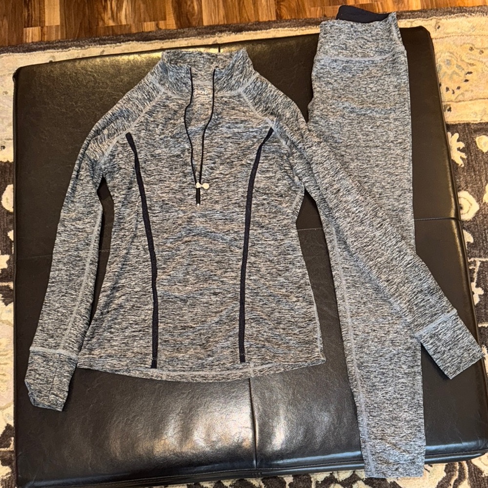 Beyond Yoga Gray Quarter-Zip Pullover and Leggings Set